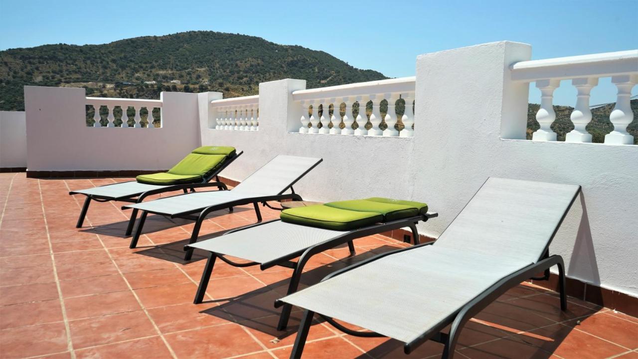 One Life Malaga Retreat Hotel Periana Bagian luar foto