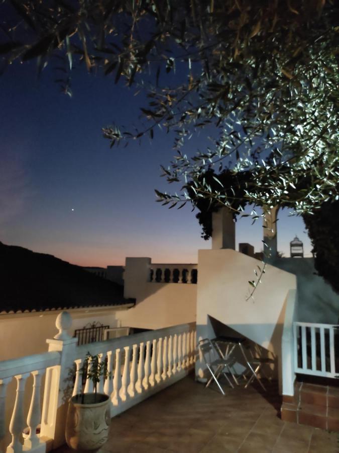 One Life Malaga Retreat Hotel Periana Bagian luar foto