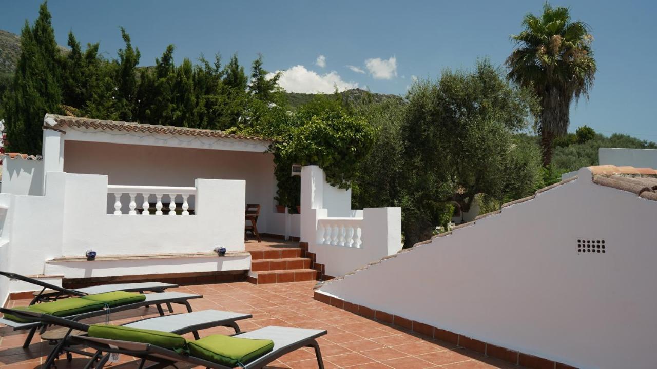 One Life Malaga Retreat Hotel Periana Bagian luar foto